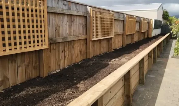 Fencing Levin Services Backed by Transparent Communication | Builders Levin Builders Levin ensures clear communication throughout every Fencing Levin project, from planning to completion.