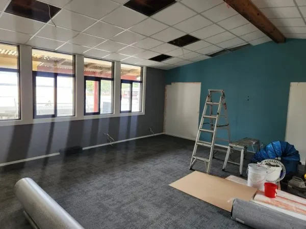 Meet the Experienced Team at Builders Levin – About Us Experienced building team at Builders Levin proudly featured on the About Us page.